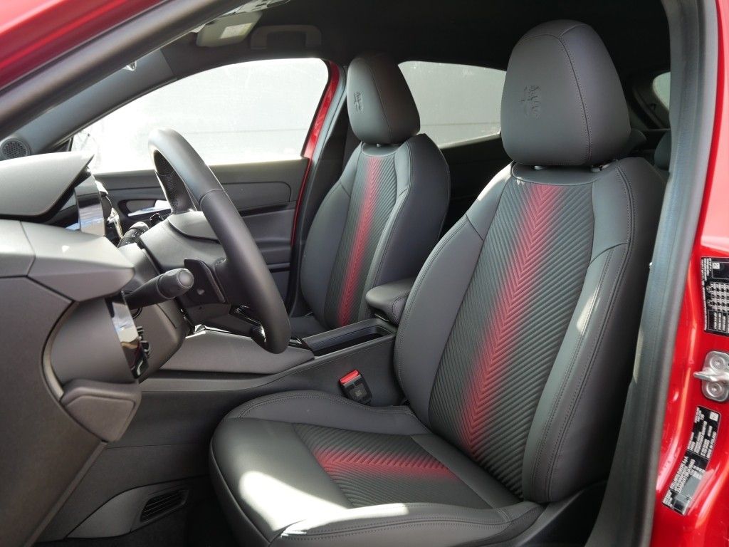 Alfa Romeo Junior 2026