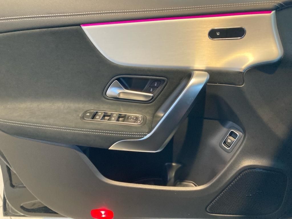 Mercedes-Benz CLA 180 2026