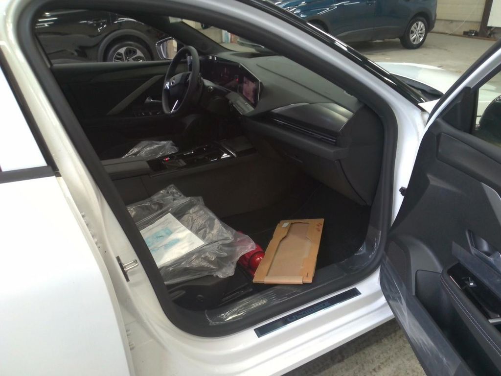 Opel Astra 2023