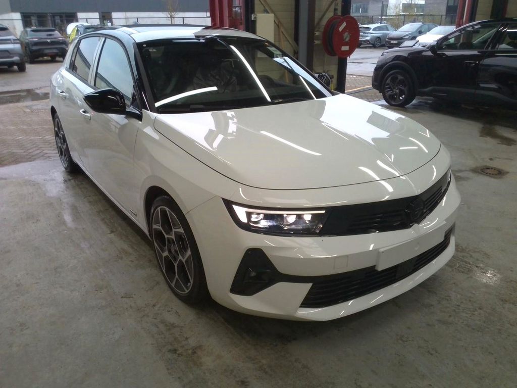 Opel Astra 2023