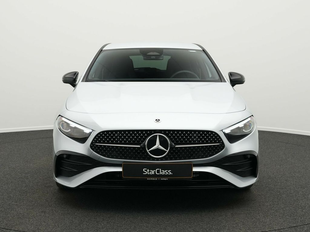 Mercedes-Benz A 200 2025
