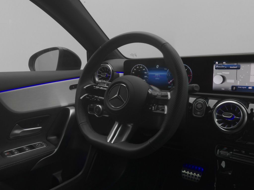 Mercedes-Benz A 200 2025