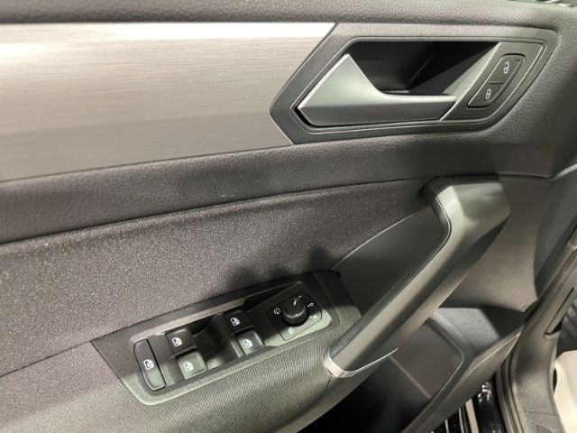 Volkswagen Touran 2021