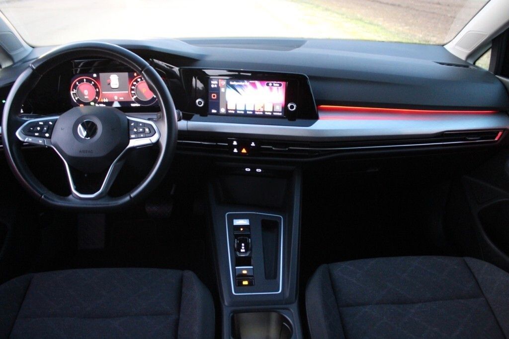 Volkswagen Golf 2021
