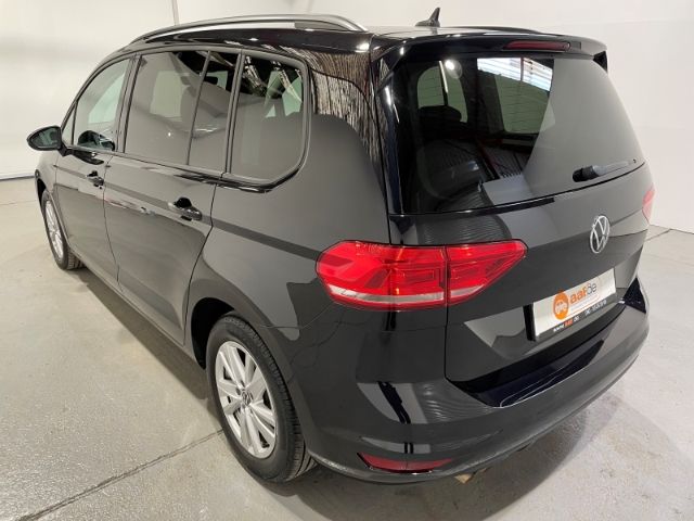 Volkswagen Touran 2021
