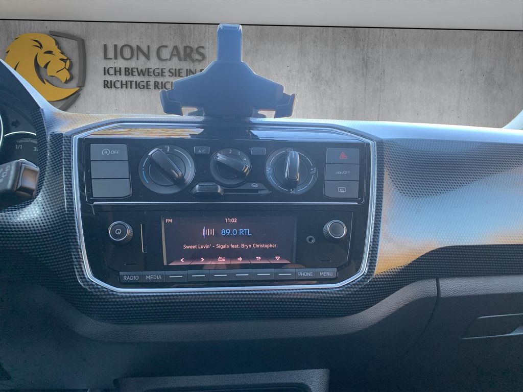 Volkswagen up! 2023