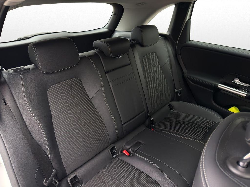 Mercedes-Benz B 200 2019