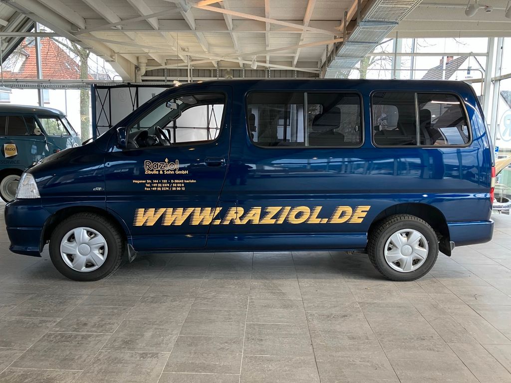 Toyota Hiace 2008