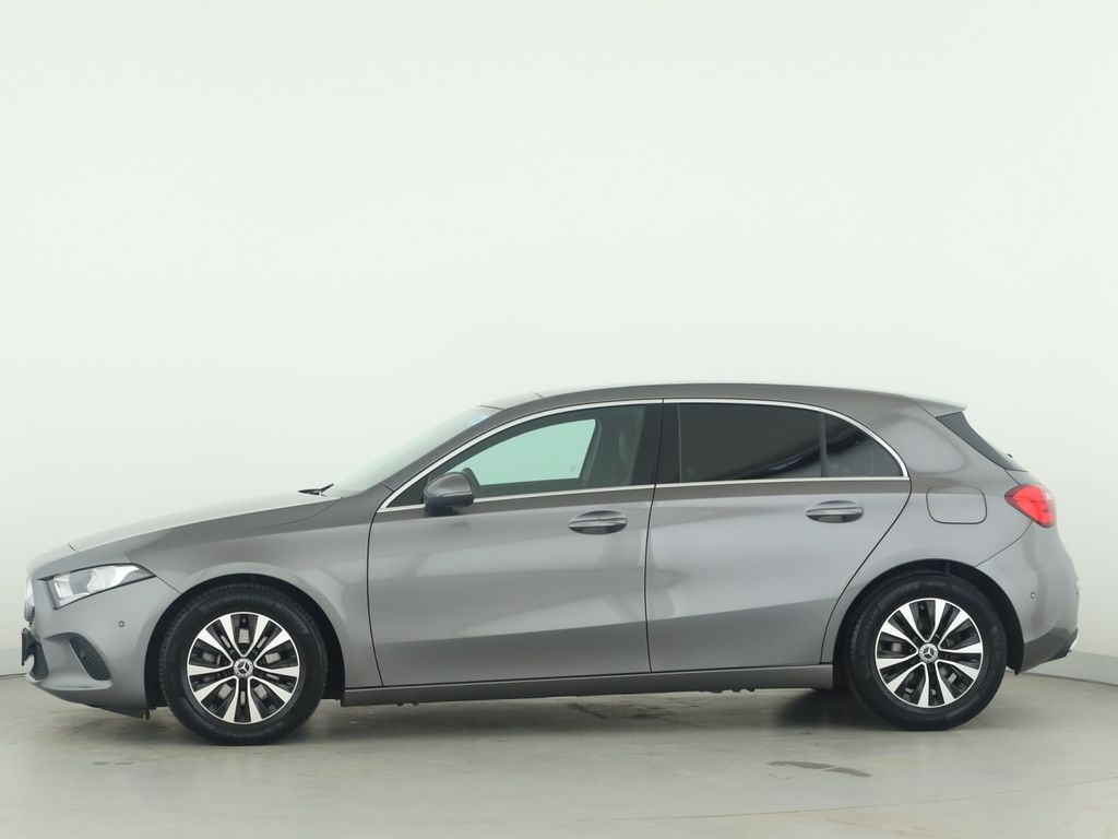 Mercedes-Benz A 180 2023