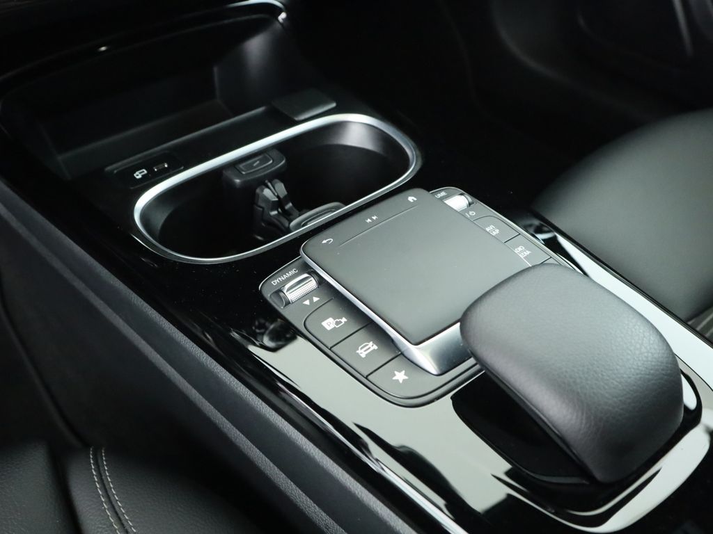 Mercedes-Benz A 180 2023