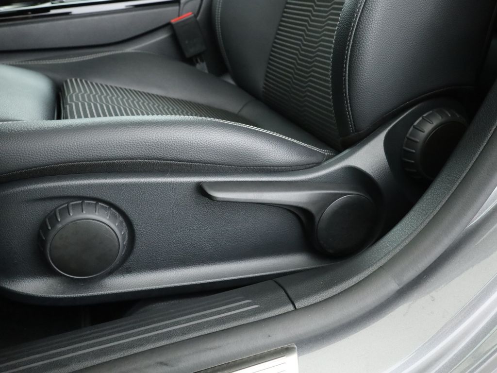 Mercedes-Benz A 180 2023