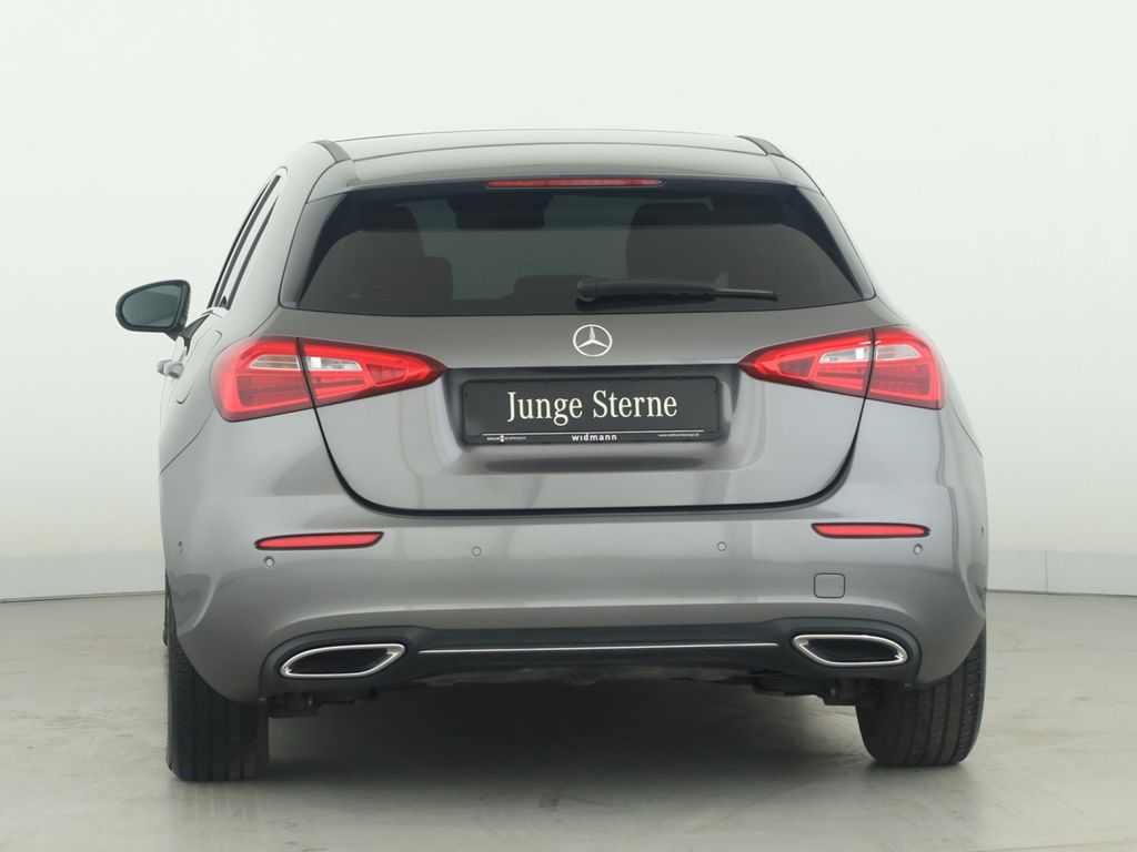 Mercedes-Benz A 180 2023