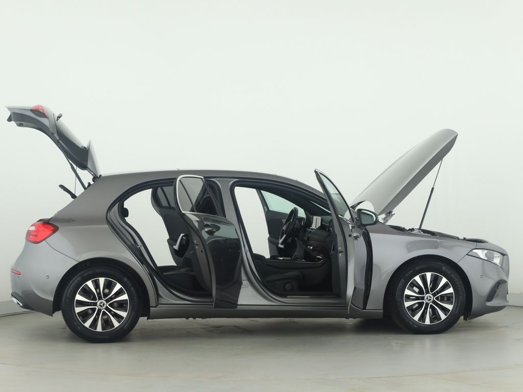 Mercedes-Benz A 180 2023