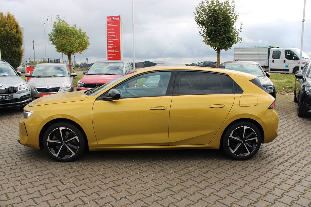 Opel Astra 2022
