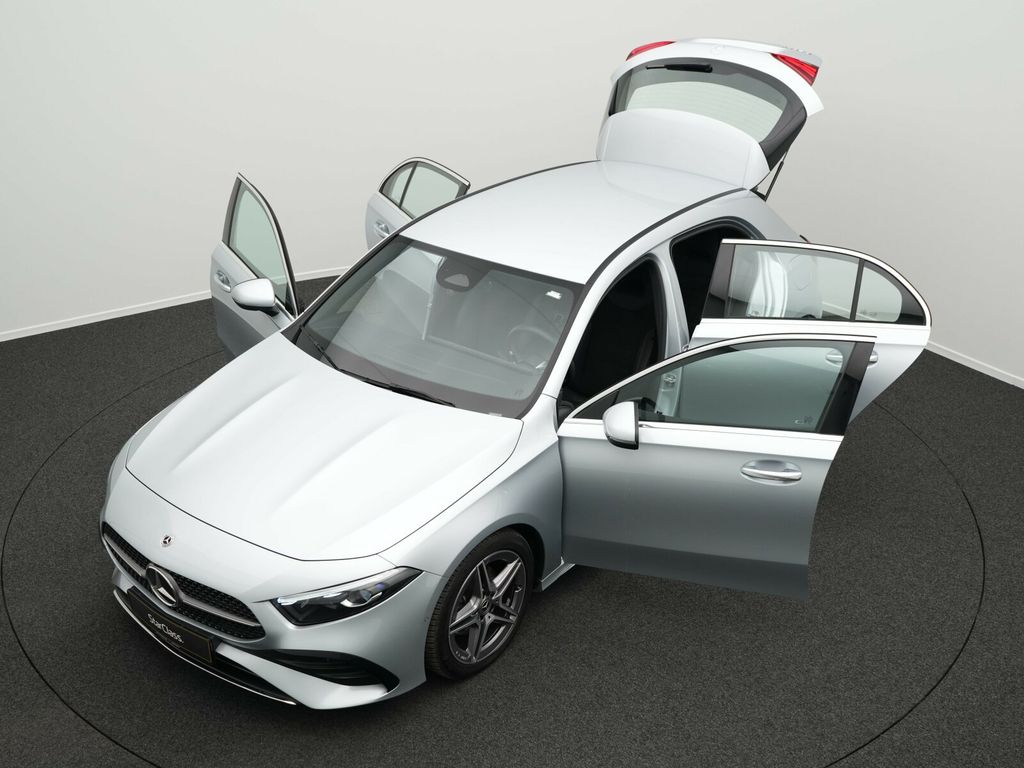 Mercedes-Benz A 200 2024