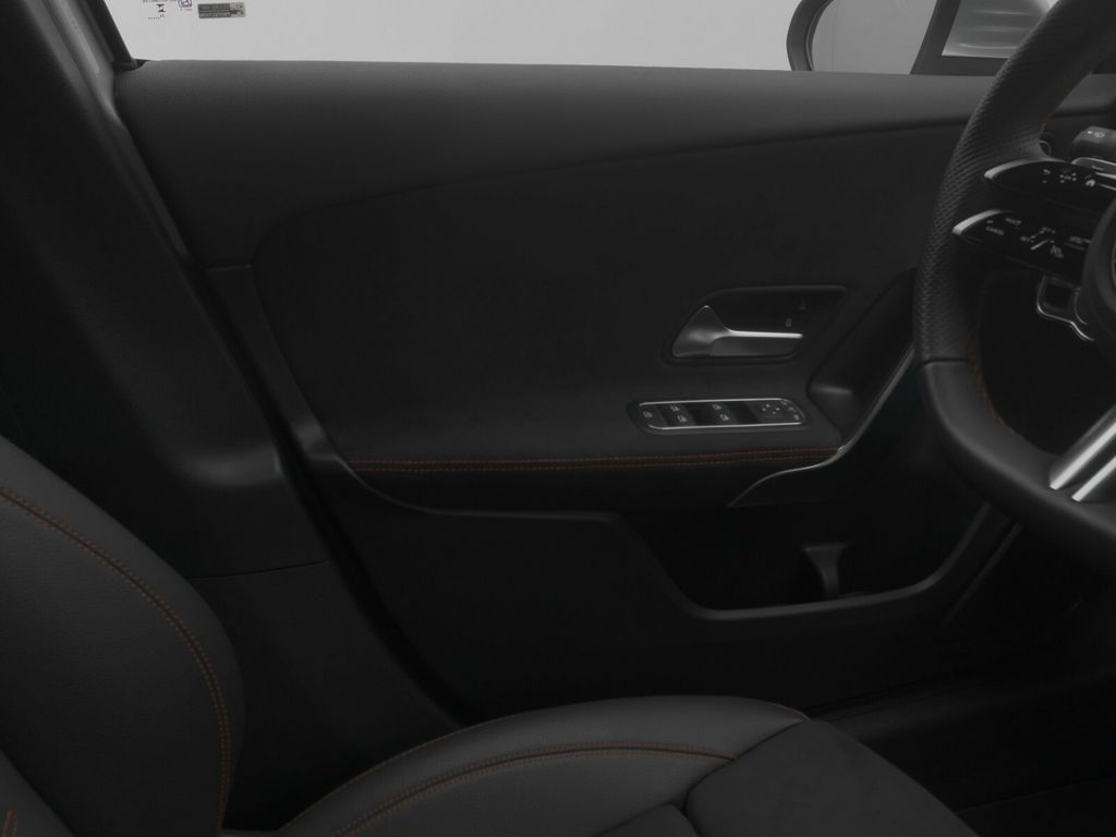 Mercedes-Benz A 200 2024