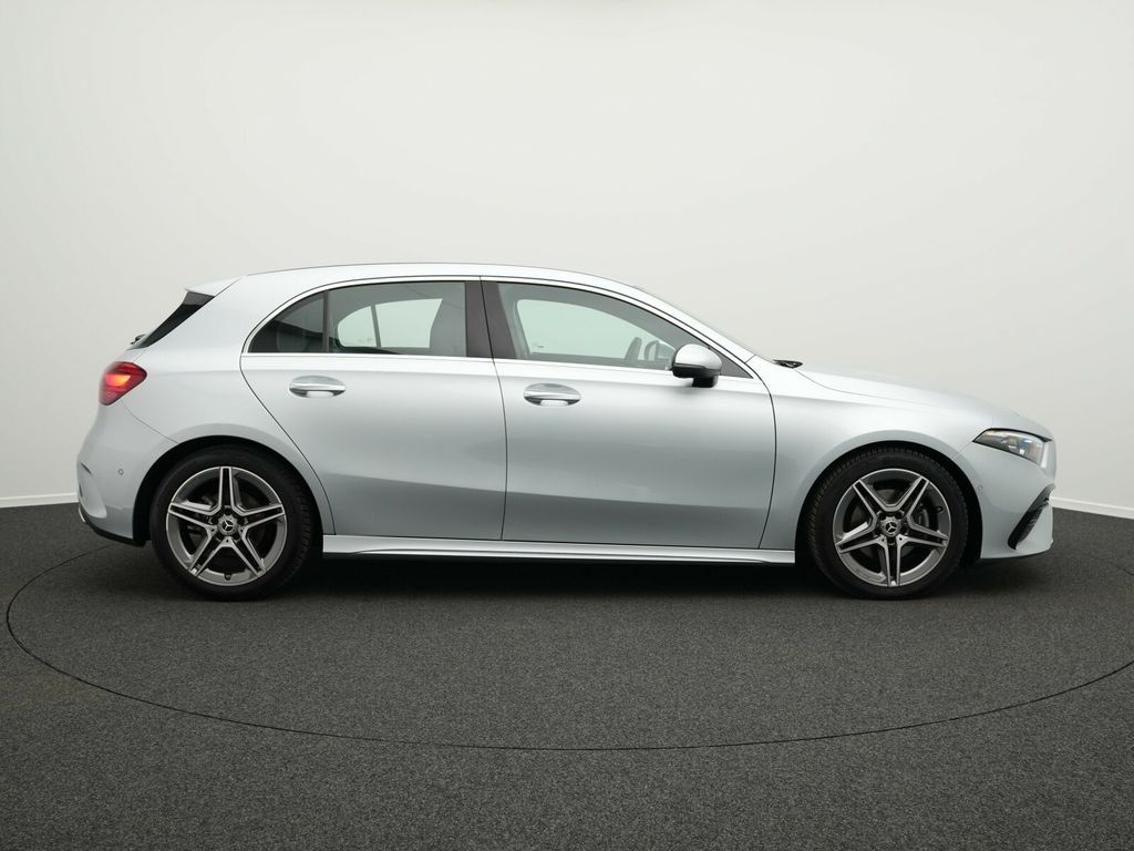Mercedes-Benz A 200 2024