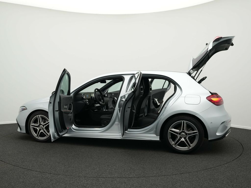 Mercedes-Benz A 200 2024