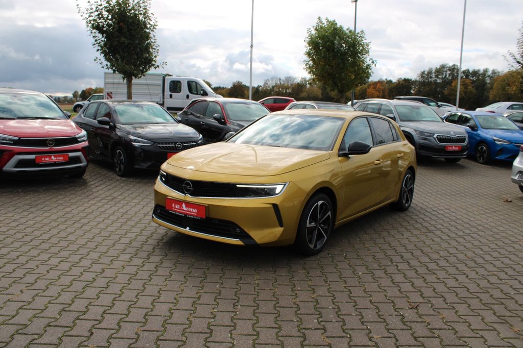 Opel Astra 2022