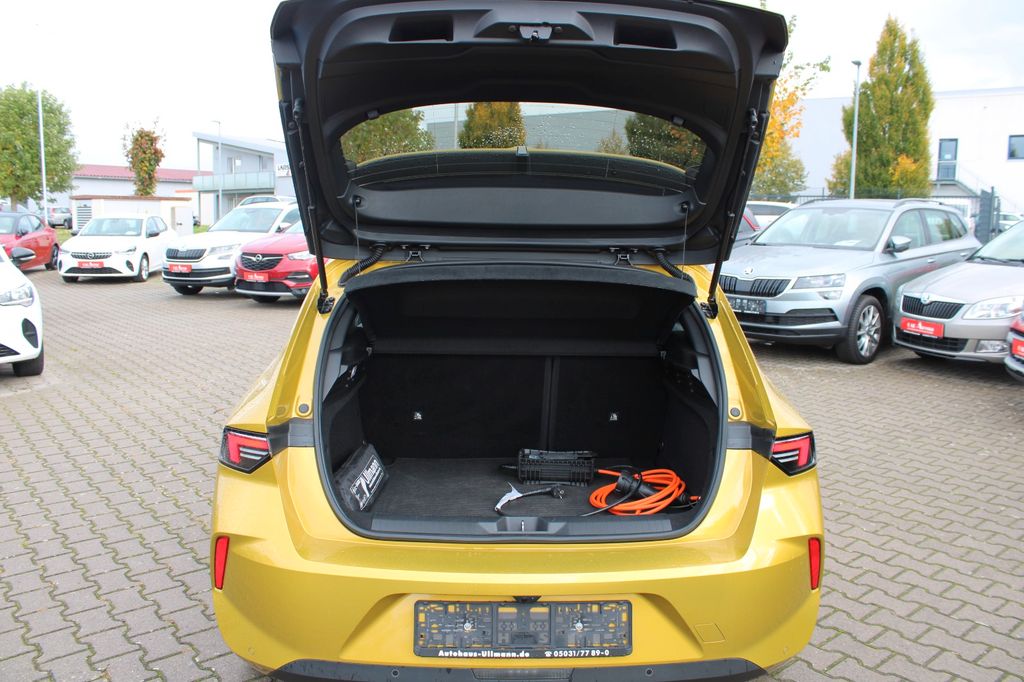 Opel Astra 2022