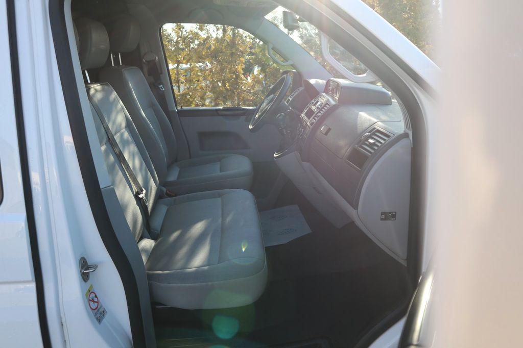 Volkswagen T5 Transporter 2014