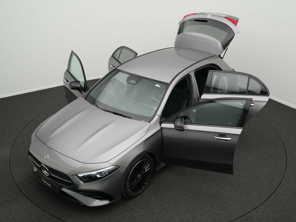 Mercedes-Benz A 200 2025