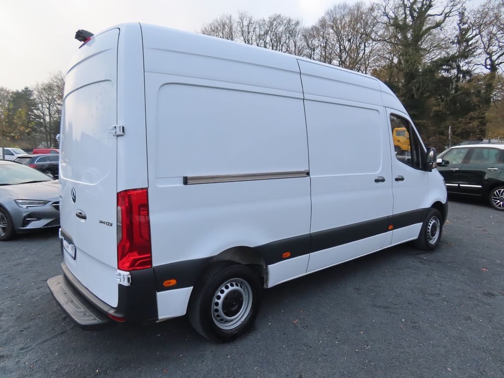 Mercedes-Benz Sprinter 2021