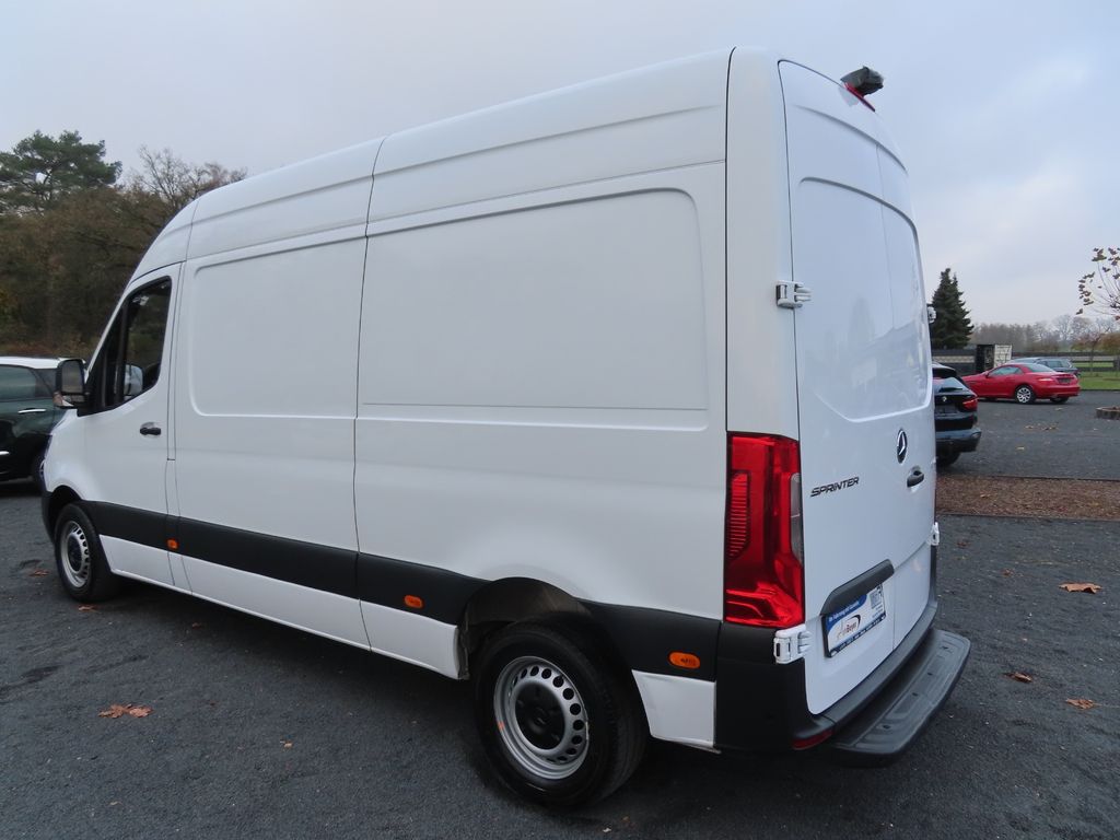 Mercedes-Benz Sprinter 2021