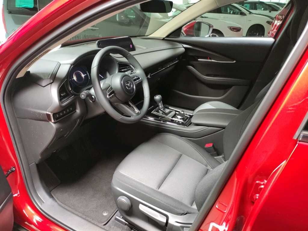 Mazda CX-30 2025