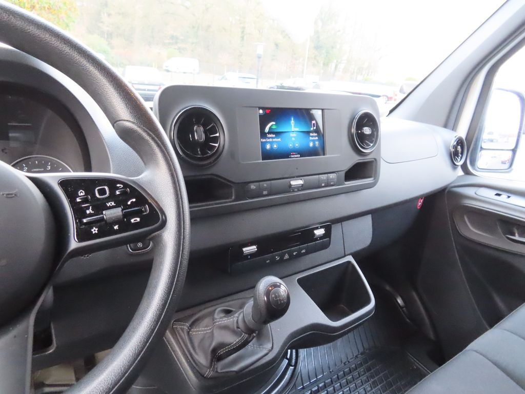 Mercedes-Benz Sprinter 2021