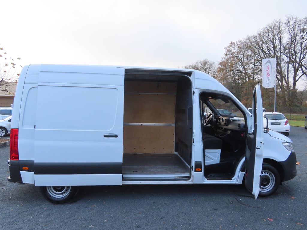 Mercedes-Benz Sprinter 2021