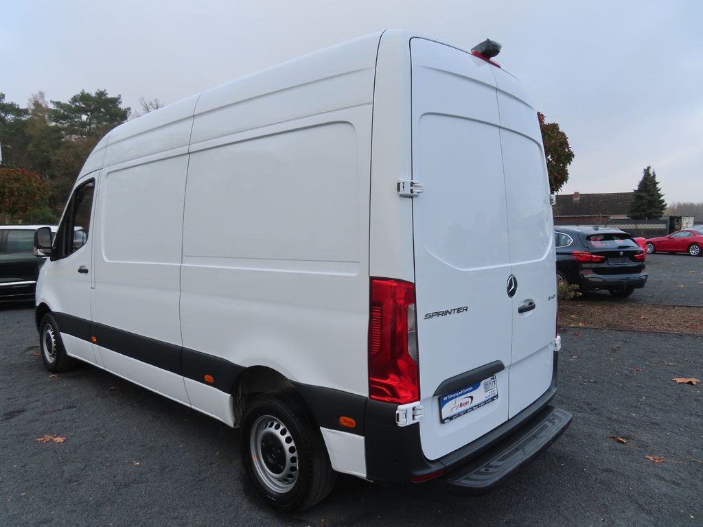 Mercedes-Benz Sprinter 2021