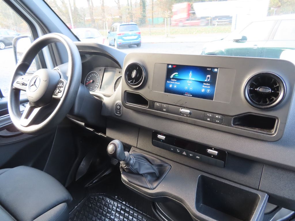 Mercedes-Benz Sprinter 2021