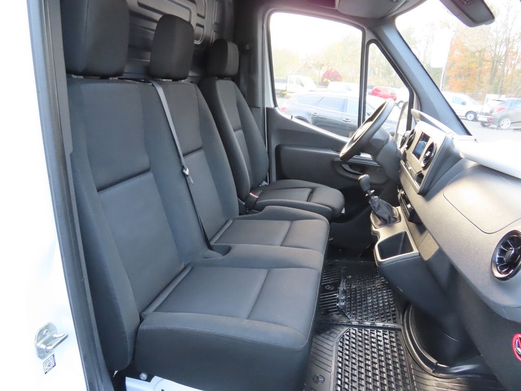 Mercedes-Benz Sprinter 2021