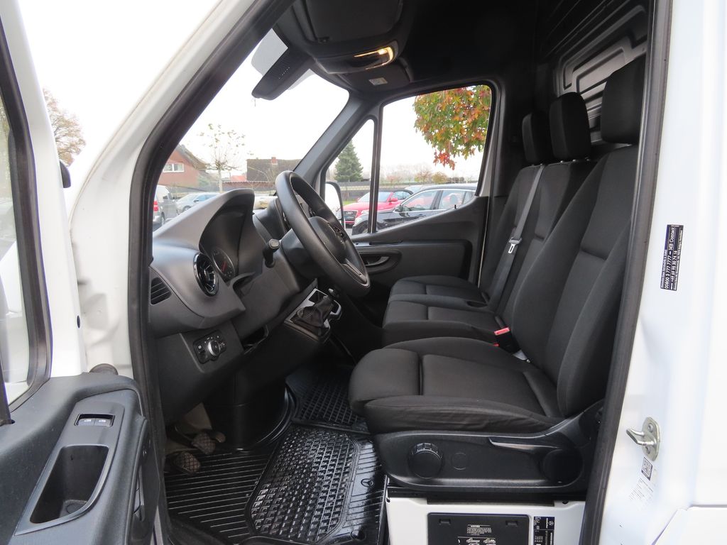 Mercedes-Benz Sprinter 2021