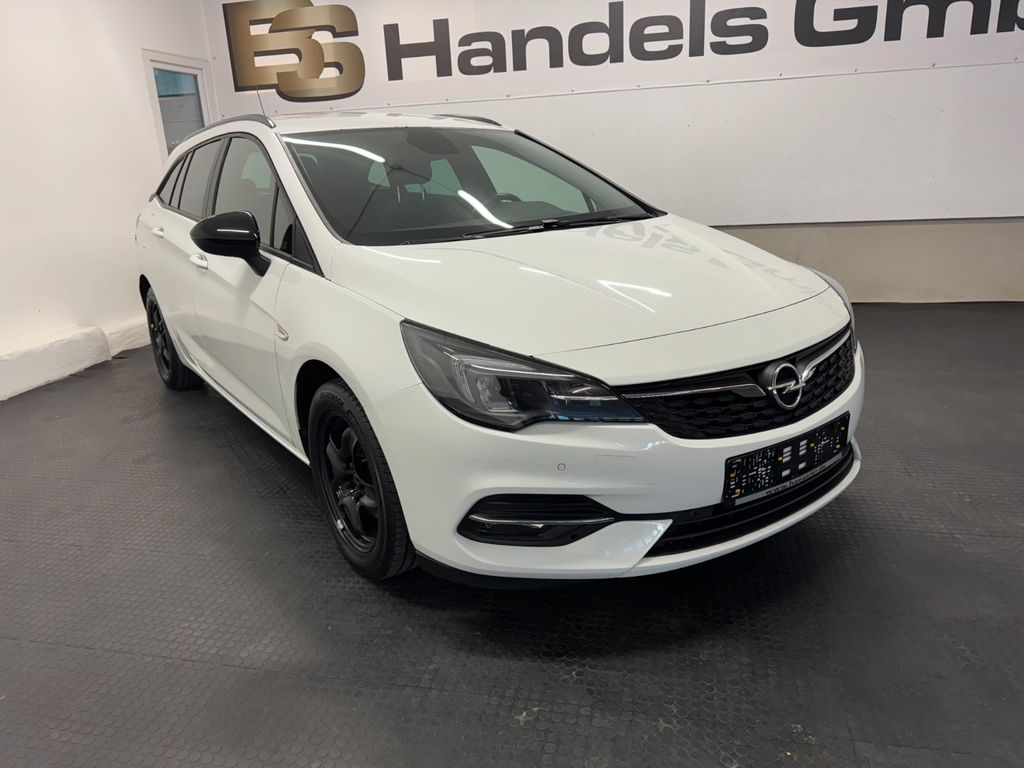 Opel Astra 2022