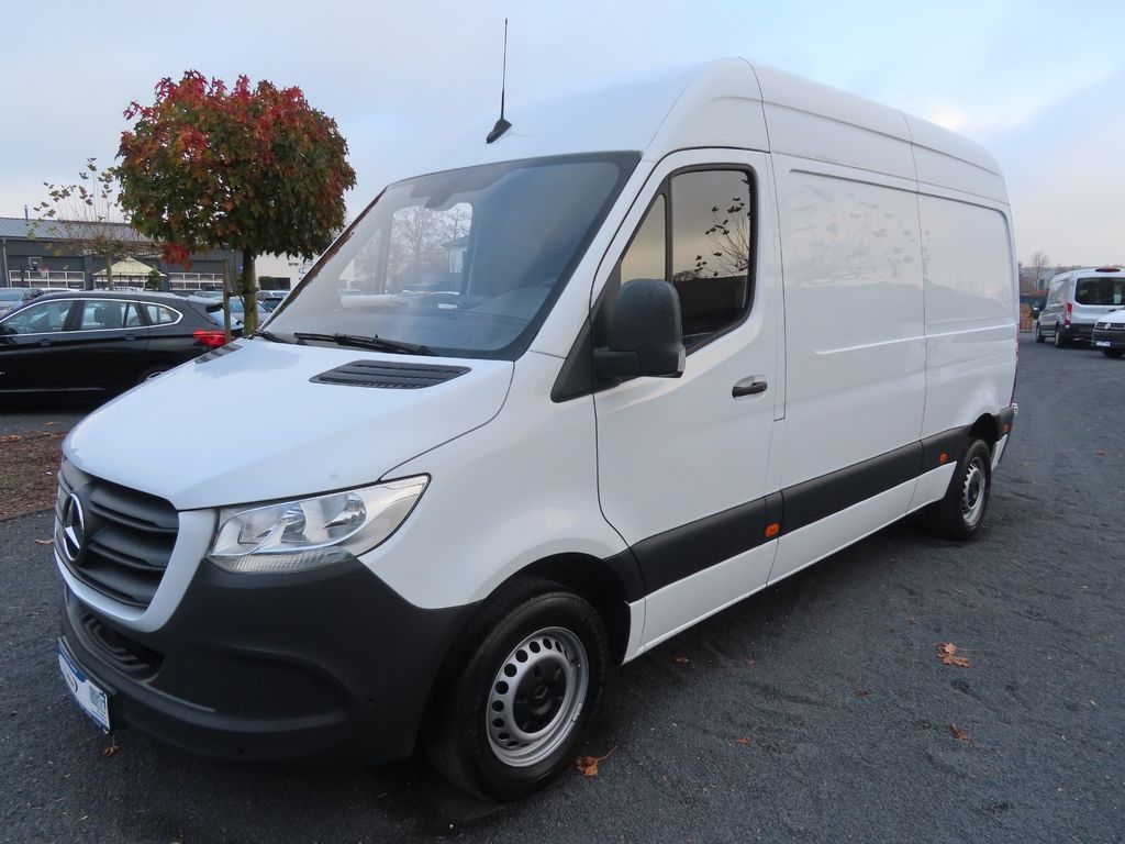 Mercedes-Benz Sprinter 2021