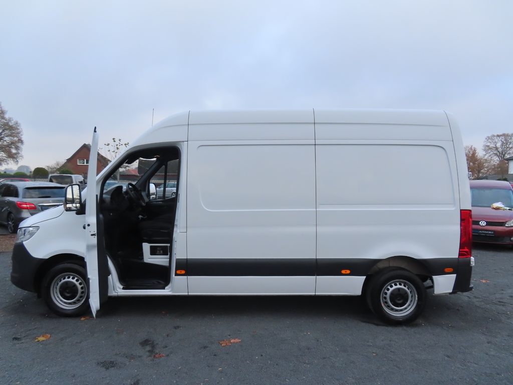 Mercedes-Benz Sprinter 2021