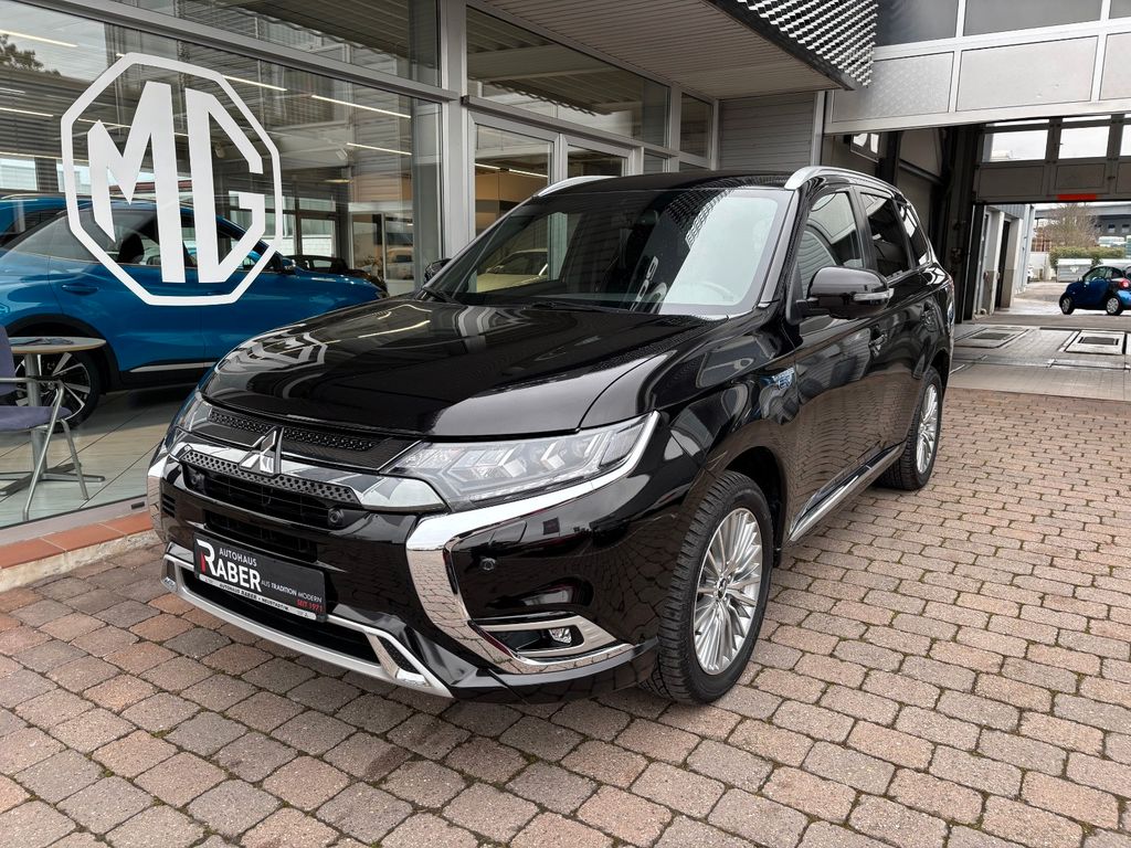 Mitsubishi Outlander 2021