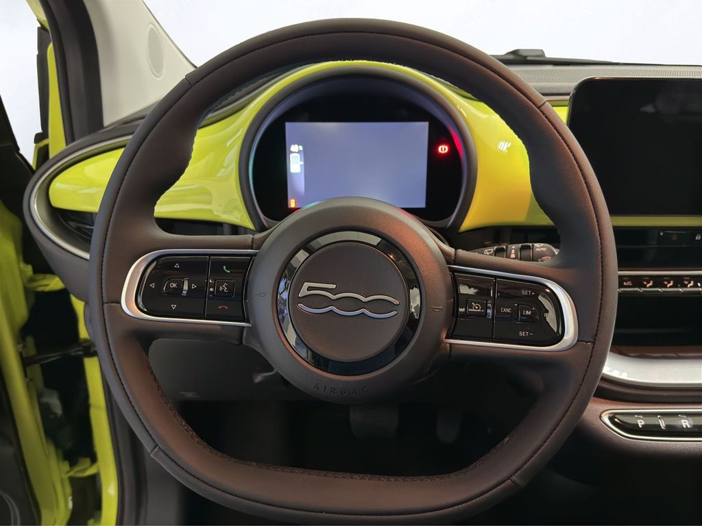 Fiat 500e 2025