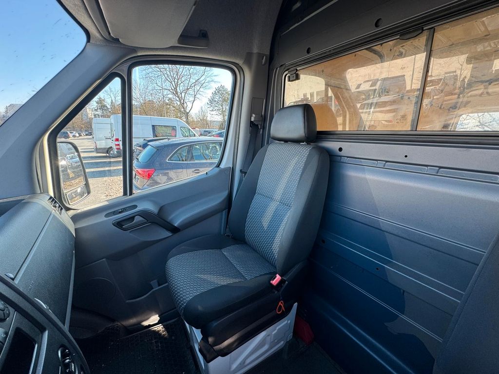 Volkswagen Crafter 2013