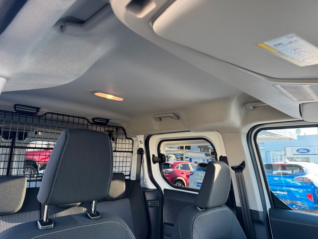 Ford Transit Courier 2025