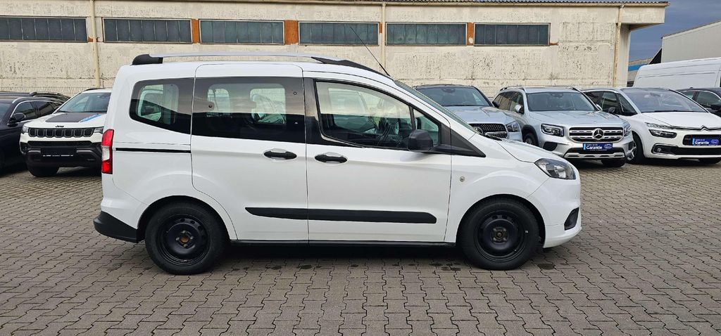 Ford Tourneo Courier 2020
