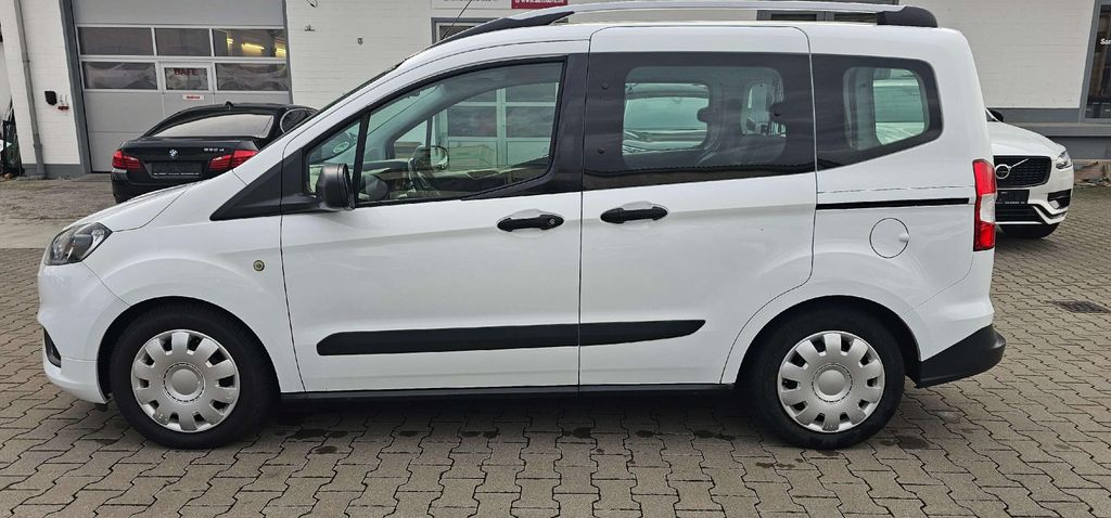 Ford Tourneo Courier 2020