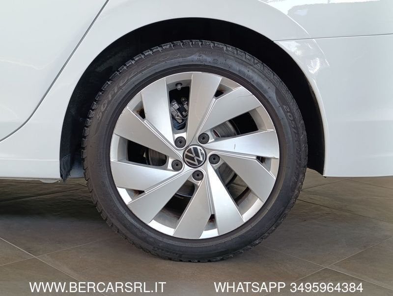 Volkswagen Golf 2022