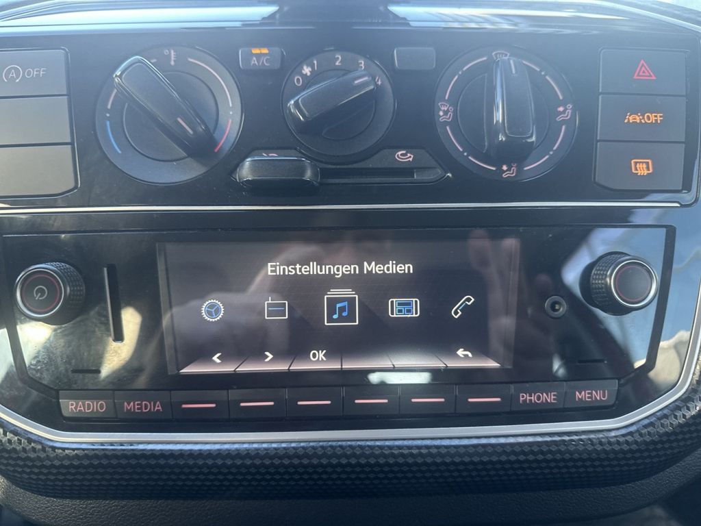 Volkswagen up! 2022