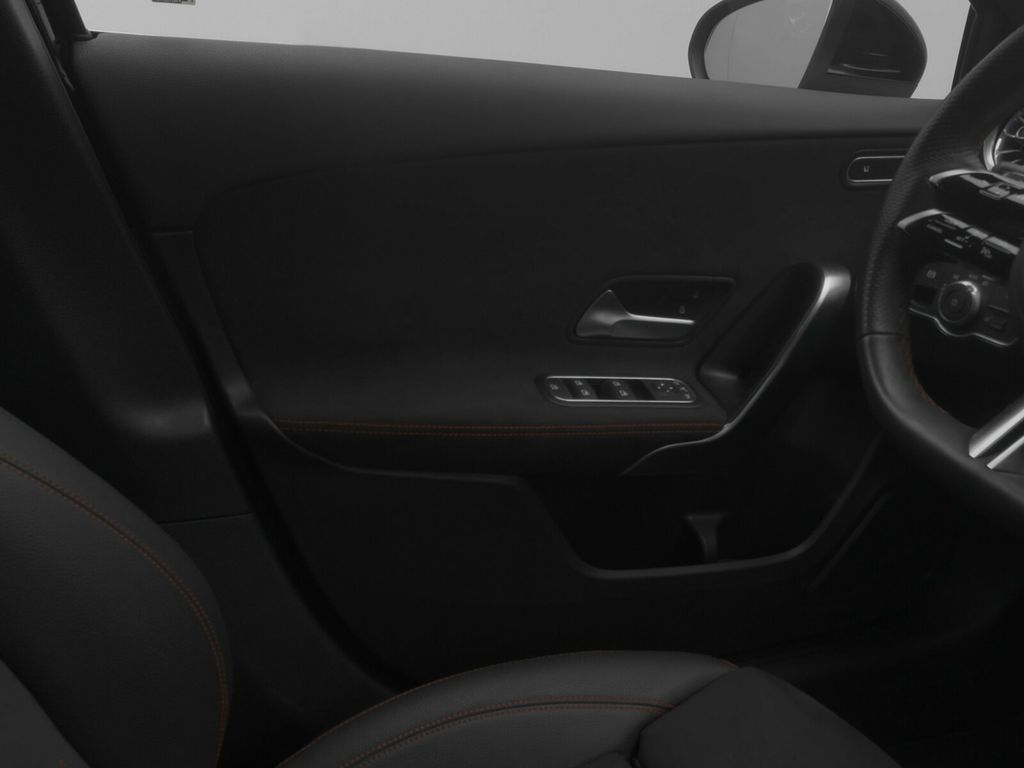 Mercedes-Benz A 200 2024