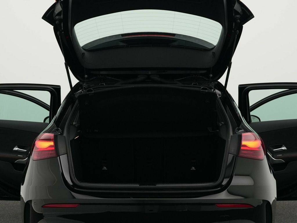 Mercedes-Benz A 200 2024