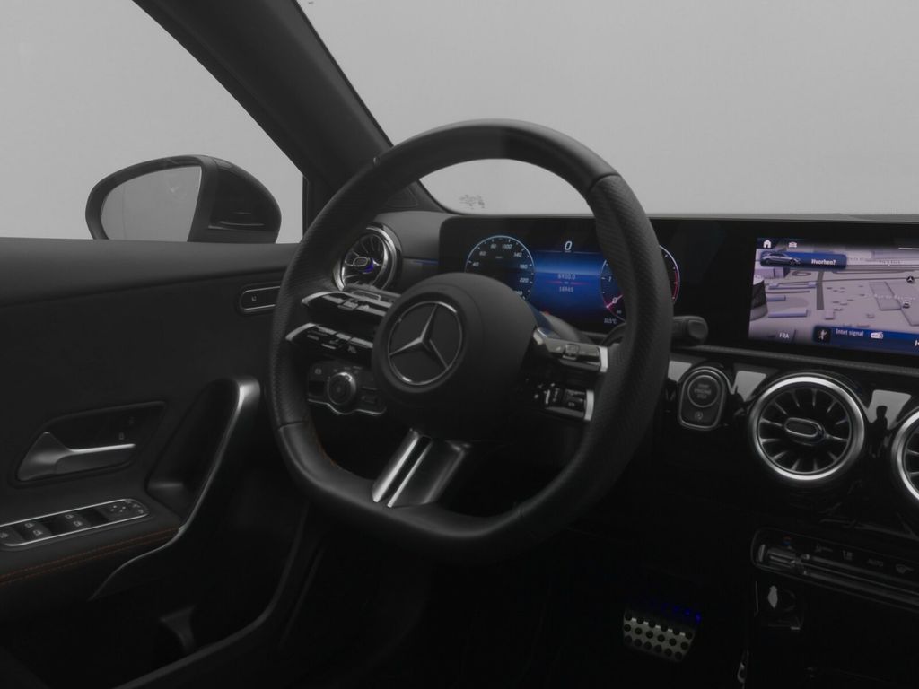 Mercedes-Benz A 200 2024