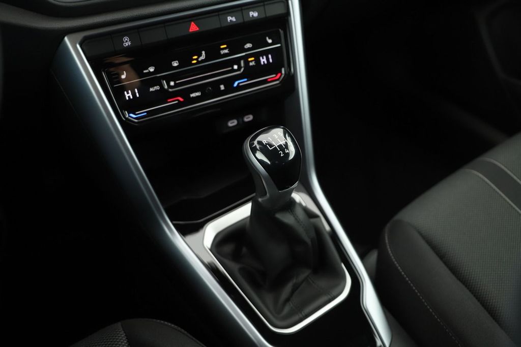 Volkswagen T-Roc 2025